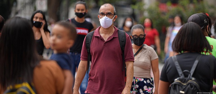 Leia mais sobre o artigo Brasil investiga primeiros casos da COVID deltacron