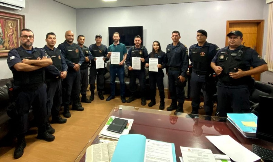 Leia mais sobre o artigo Anchieta: Prefeito sanciona lei que libera Guarda Municipal armada