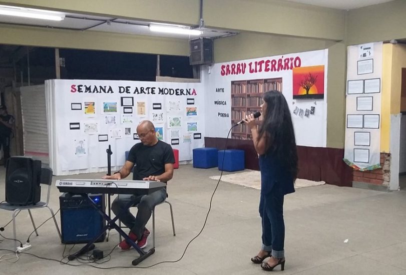 Leia mais sobre o artigo Alunos da EJA participam de ‘Sarau Literário e Artístico’