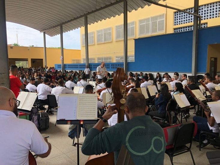 Leia mais sobre o artigo SEDU e SECULT promovem apresentações da OSES nas escolas da Rede Estadual