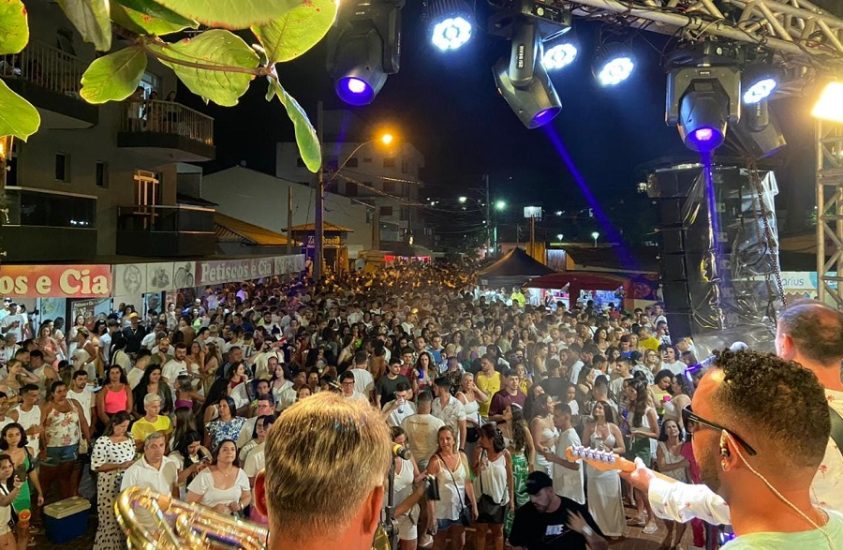 Leia mais sobre o artigo Confira a programação do primeiro fim de semana de 2023 em Anchieta