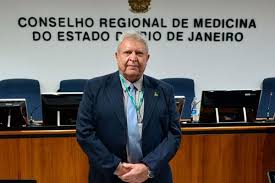 Leia mais sobre o artigo Falso médico que fraudava registro para universitários é preso