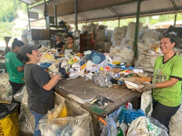 Leia mais sobre o artigo Fórum Capixaba reúne catadores de materiais recicláveis em Vitória