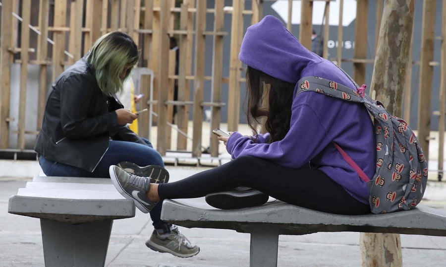 Leia mais sobre o artigo Sites educacionais vigiaram crianças e adolescentes, aponta HRW