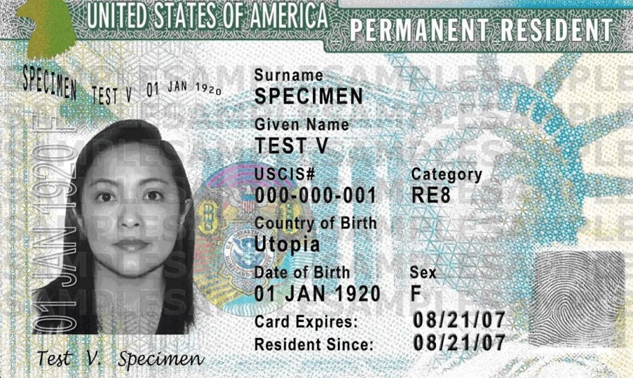 Leia mais sobre o artigo Pedidos de green card aumentam 28% entre os brasileiros em 2022