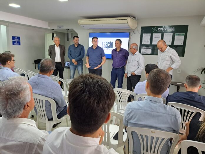 Leia mais sobre o artigo Reunião em Guarapari discute criação de Associação Empresarial para o desenvolvimento da cidade