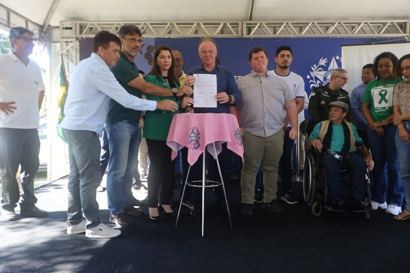 Leia mais sobre o artigo Governo anuncia edital do Programa Reflorestar e nova sede do Parque Estadual Paulo Cesar Vinha no Dia Mundial do Meio Ambiente