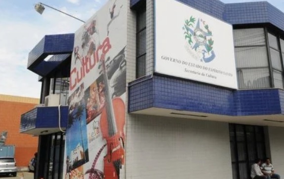 Leia mais sobre o artigo Secretaria de Cultura do ES abre processo seletivo com vagas de nível médio e superior e salário de até R$ 5,1 mil