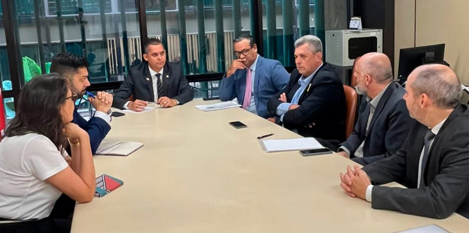 Leia mais sobre o artigo Prefeito de Vargem Alta vai a Brasília em busca revitalização da antiga ferrovia