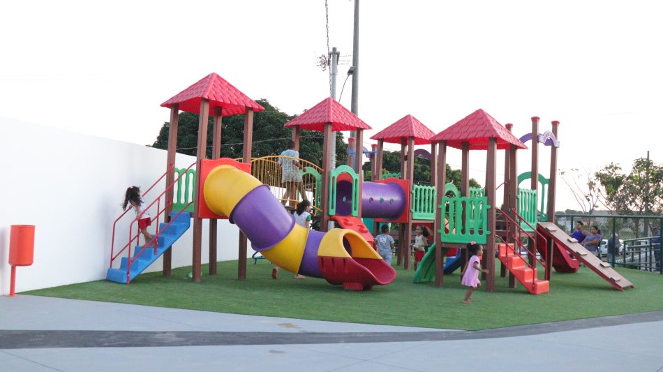 Leia mais sobre o artigo Mais lazer para Caxias do Sul! Praça do bairro é entregue em festa com a comunidade