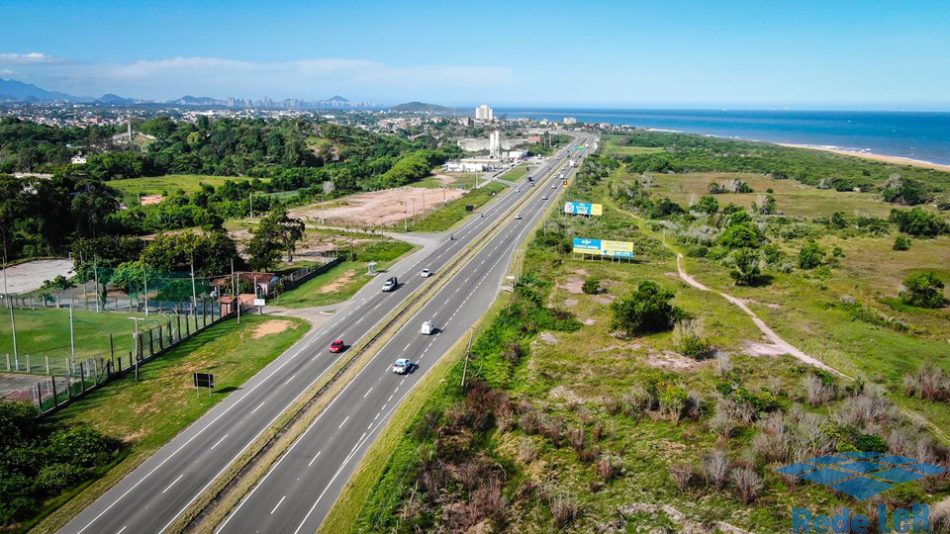 Leia mais sobre o artigo Governo regulamenta tráfego de caminhões na Rodovia do Sol