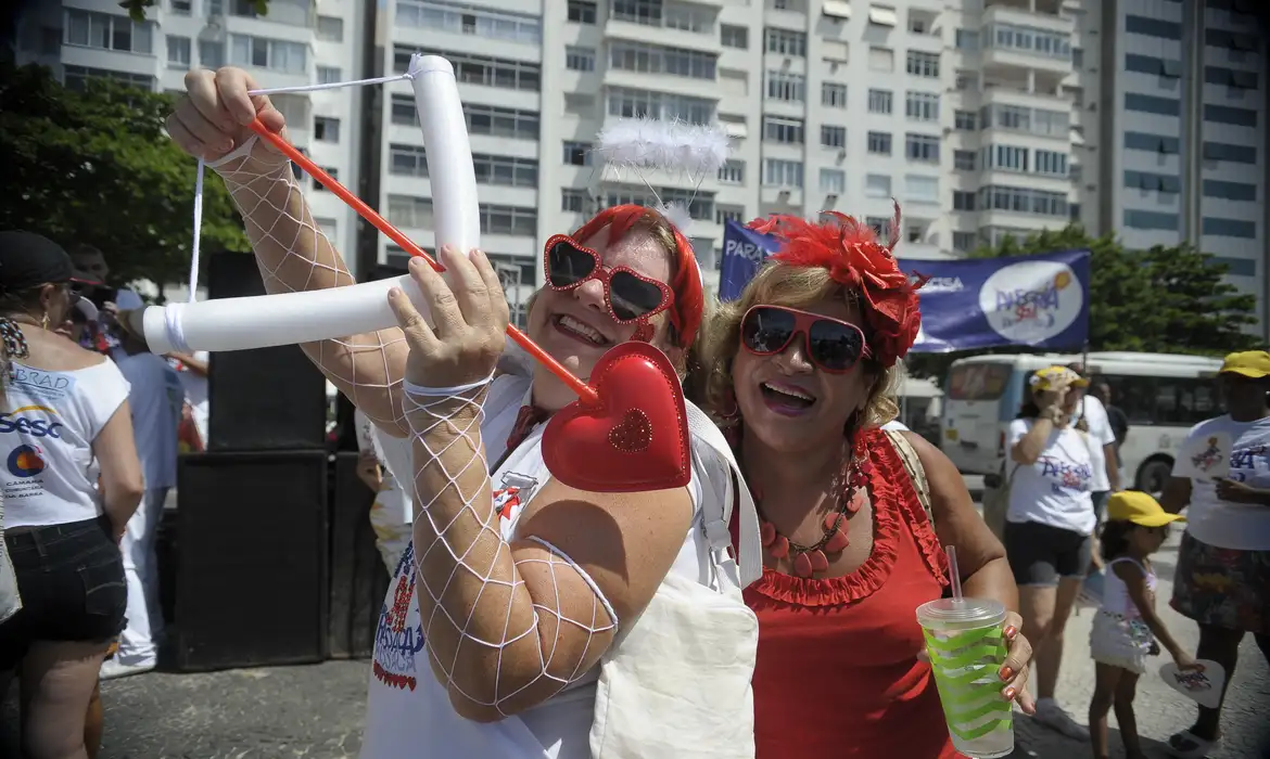 Leia mais sobre o artigo Alegria Sem Ressaca propõe folia sem abuso de álcool e drogas
