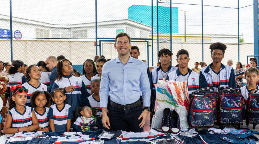 Leia mais sobre o artigo Vila Velha: Prefeitura de Vila Velha inicia entrega dos kits de uniformes escolares