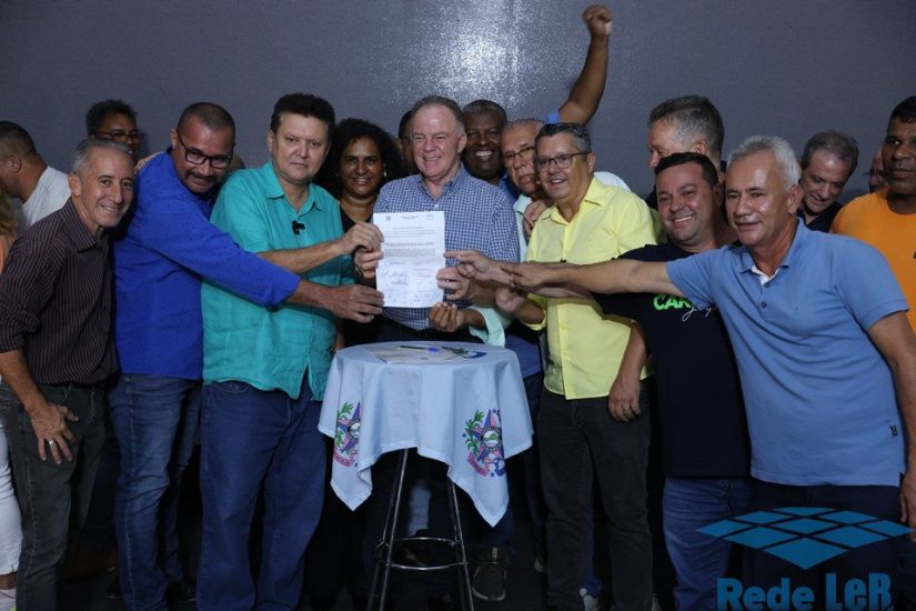 Leia mais sobre o artigo Governo do Estado dá Ordem de Serviço para urbanização de praça em Jardim América