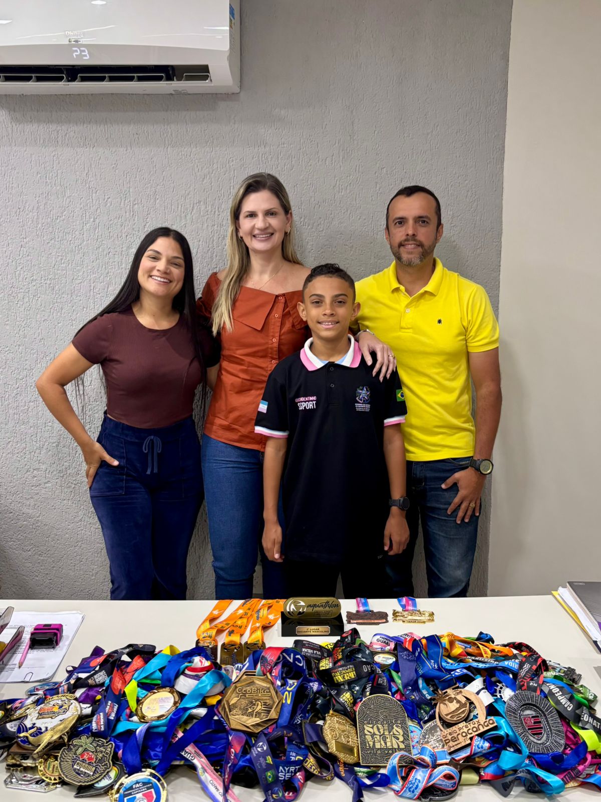 Leia mais sobre o artigo Aluno da Rede Municipal de Guarapari é Campeão Brasileiro no Campeonato de Águas Abertas