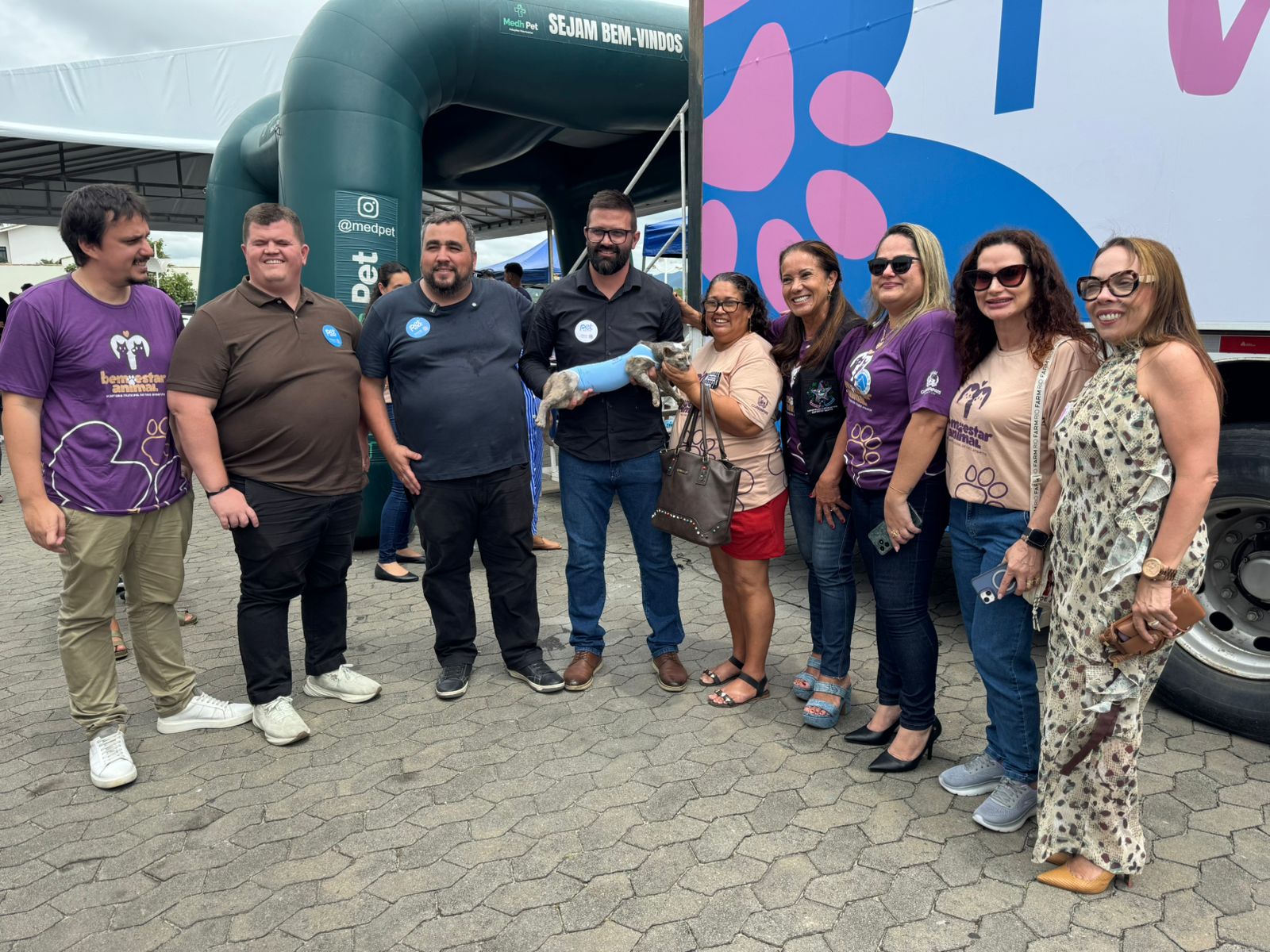 Leia mais sobre o artigo Guarapari é o primeiro município a receber o Programa Pet Vida, com o carretão para castração animal