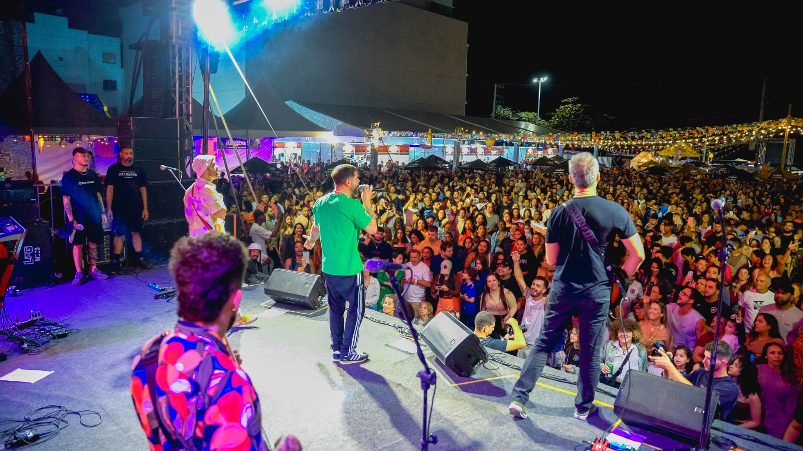 Leia mais sobre o artigo Guarapari encerra 2025 com um calendário histórico de eventos culturais, esportivos e turísticos