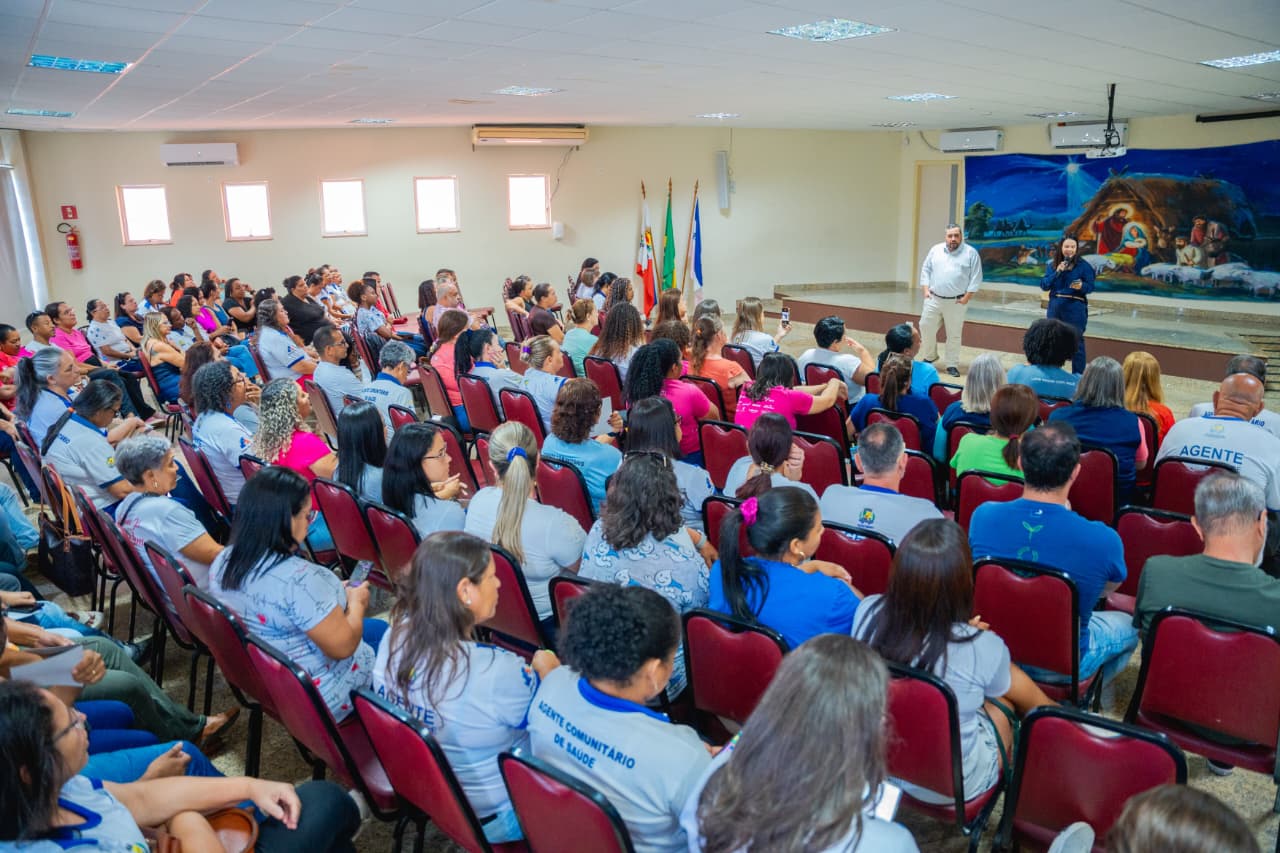 Leia mais sobre o artigo Guarapari entrega novos uniformes a 123 Agentes Comunitários de Saúde
