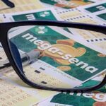 Mega-Sena acumula para R$ 50 milhões; sorteio será na terça (20)