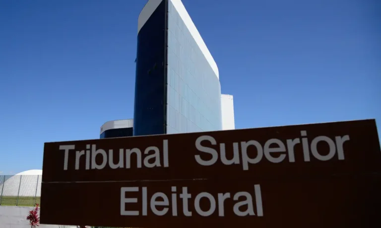 TSE define ministros que vão julgar processos de presidenciáveis