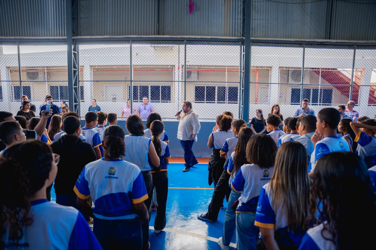 Com telhado novo, quadra reformada, salas climatizadas e espaço inclusivo, EMEF Maria Ramalhete Corrêa é entregue à comunidade